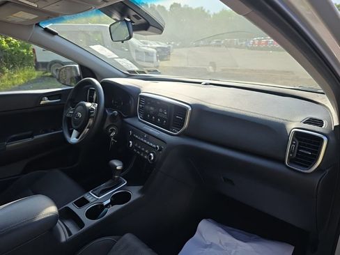 Used 2020 Kia Sportage LX AWD/4WD image 20