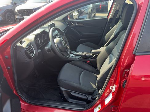 Used 2016 MAZDA MAZDA3 i Sport FWD image 11