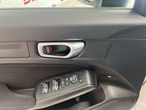 Used 2023 Honda Civic Sport image 19