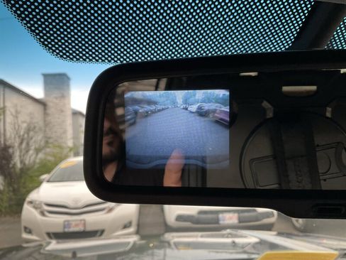 Used 2010 Honda Pilot EX-L image 19
