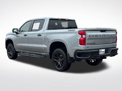 Used 2025 Chevrolet Silverado 1500 Custom Trail Boss w/ Dark Appearance Package AWD/4WD image 4