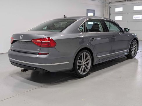 Used 2016 Volkswagen Passat 1.8T R-Line FWD image 8