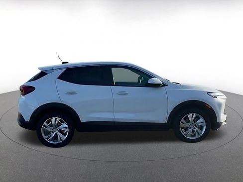 Used 2025 Buick Encore GX Preferred image 16
