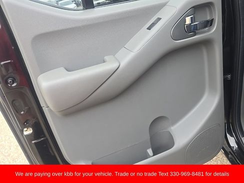 Used 2021 Nissan Frontier SV AWD/4WD image 24