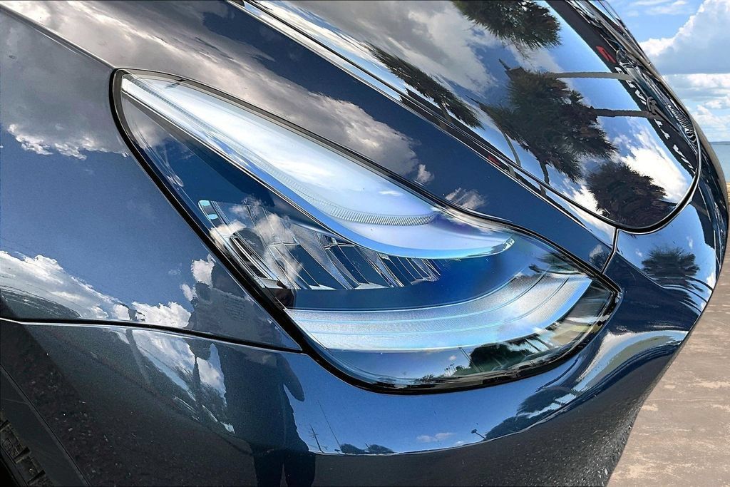 Used 2020 Tesla Model Y Long Range AWD/4WD image 30