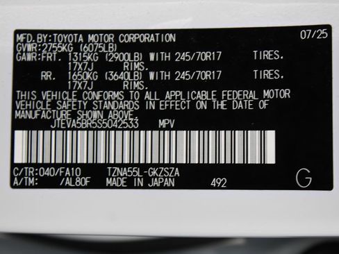 Certified 2025 Toyota 4Runner SR5 AWD/4WD image 66
