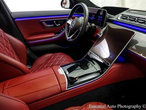 Used 2023 Mercedes-Benz S 580e 4MATIC Sedan image 32