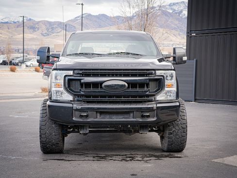 Used 2020 Ford F250 XLT AWD/4WD image 2