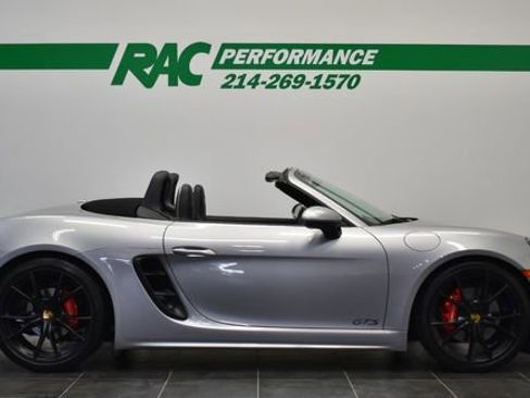 Used 2018 Porsche 718 Boxster GTS image 5