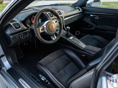 Used 2016 Porsche Cayman GTS image 24