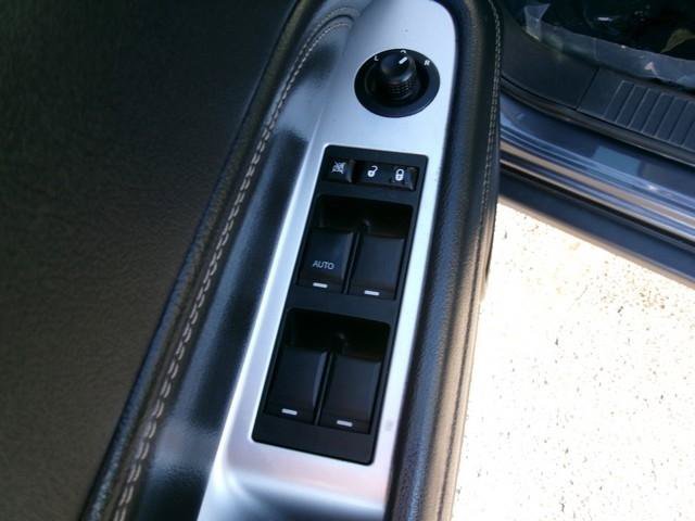 Used 2016 Jeep Compass High Altitude AWD/4WD image 11