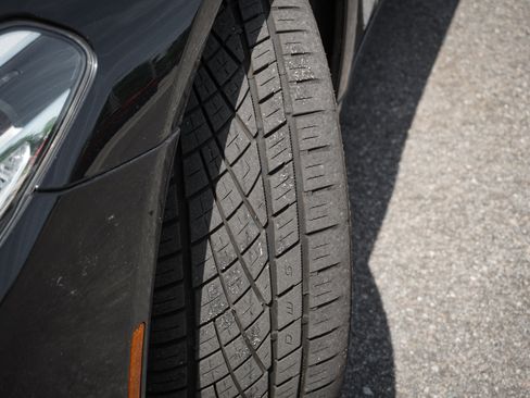 Used 2018 BMW 540i xDrive w/ Premium Package image 12