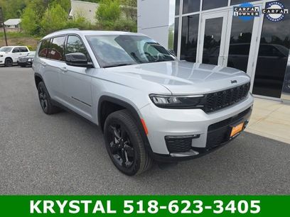 Certified 2025 Jeep Grand Cherokee L Limited w/ Black Appearance Package