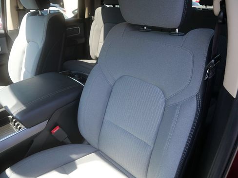 Used 2019 RAM 1500 Big Horn AWD/4WD image 11