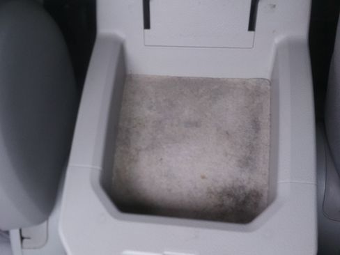 Used 2009 Saturn Vue XE image 13