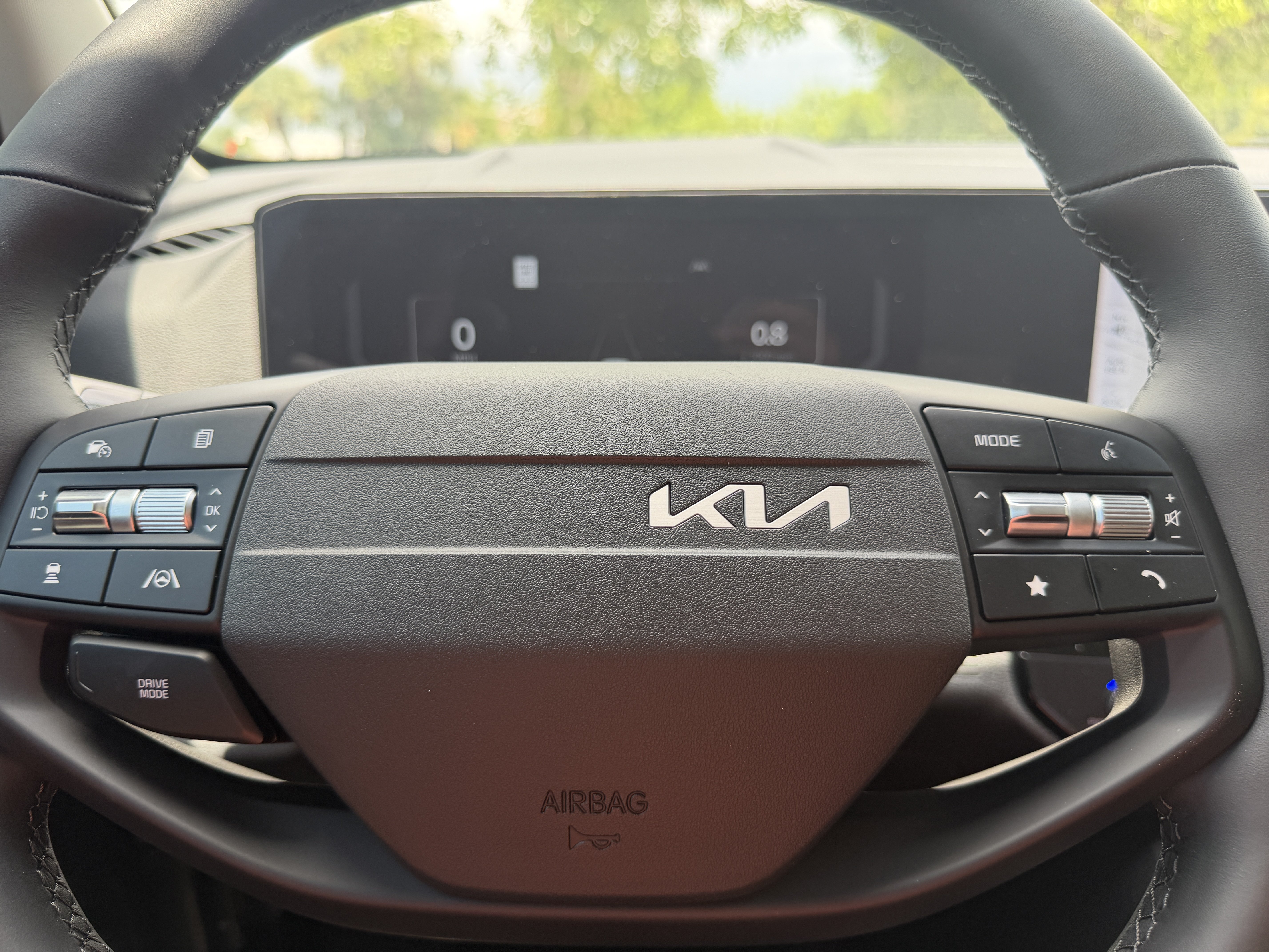New 2026 Kia Sportage SX FWD image 29