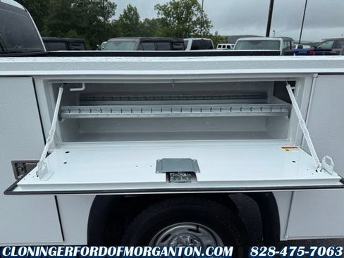 New 2026 Ford F250 XL w/ XL Chrome Package AWD/4WD image 7