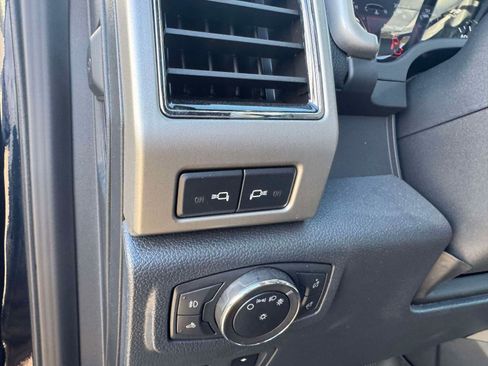 Used 2022 Ford F250 Lariat w/ Tremor Off-Road Package image 27