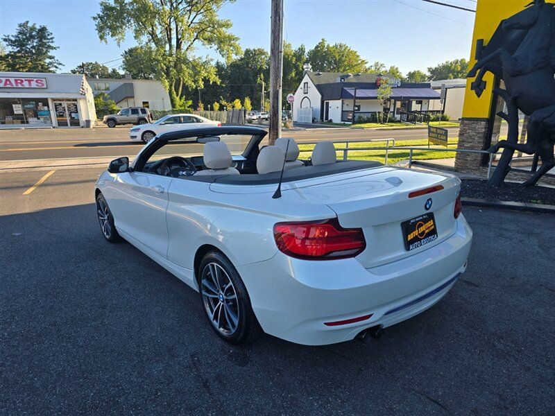 Used 2018 BMW 230i Convertible RWD image 2