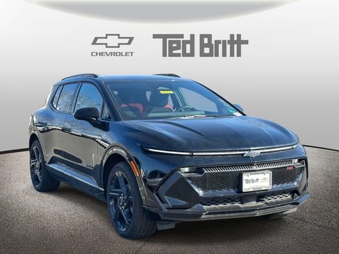 New 2026 Chevrolet Equinox EV RS w/ LPO, Illumination Package FWD image 3