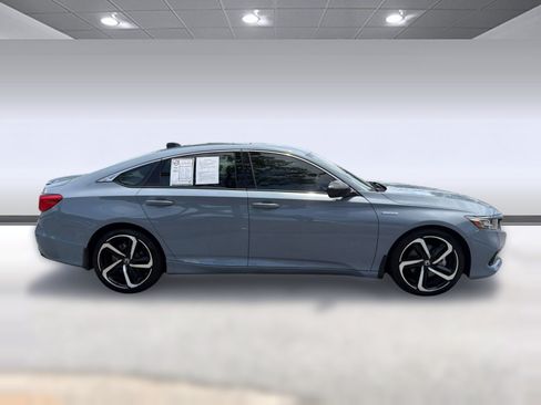 Used 2022 Honda Accord Sport image 8