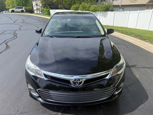 Used 2015 Toyota Avalon XLE FWD image 12