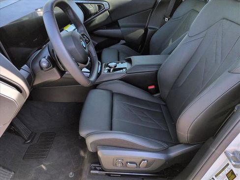 Used 2025 BMW X3 xDrive30i w/ Premium Package image 16