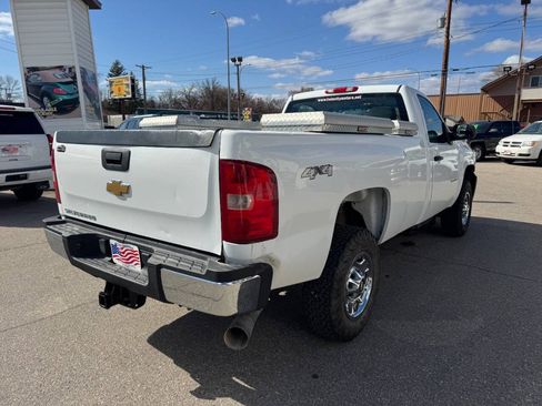 Used 2011 Chevrolet Silverado 2500 W/T AWD/4WD image 6