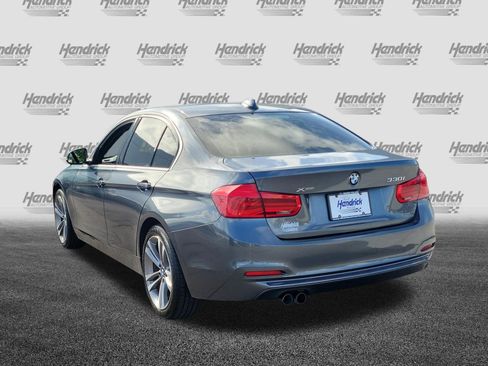 Used 2018 BMW 330i xDrive Sedan AWD/4WD image 5