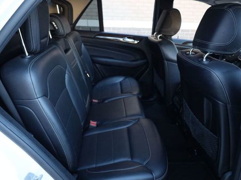 Used 2014 Mercedes-Benz ML 350 4MATIC image 19