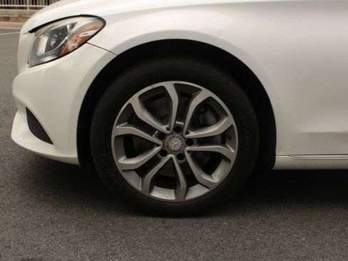 Used 2015 Mercedes-Benz C 300 4MATIC Sedan image 11