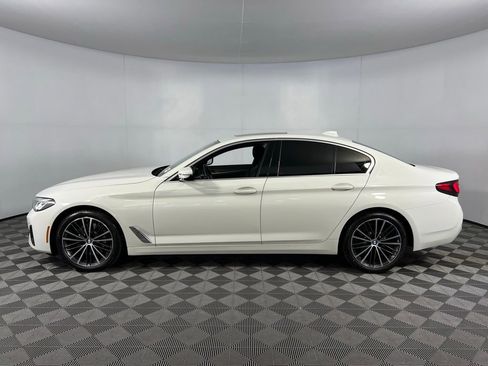 Used 2022 BMW 530i 530i w/ Convenience Package image 8