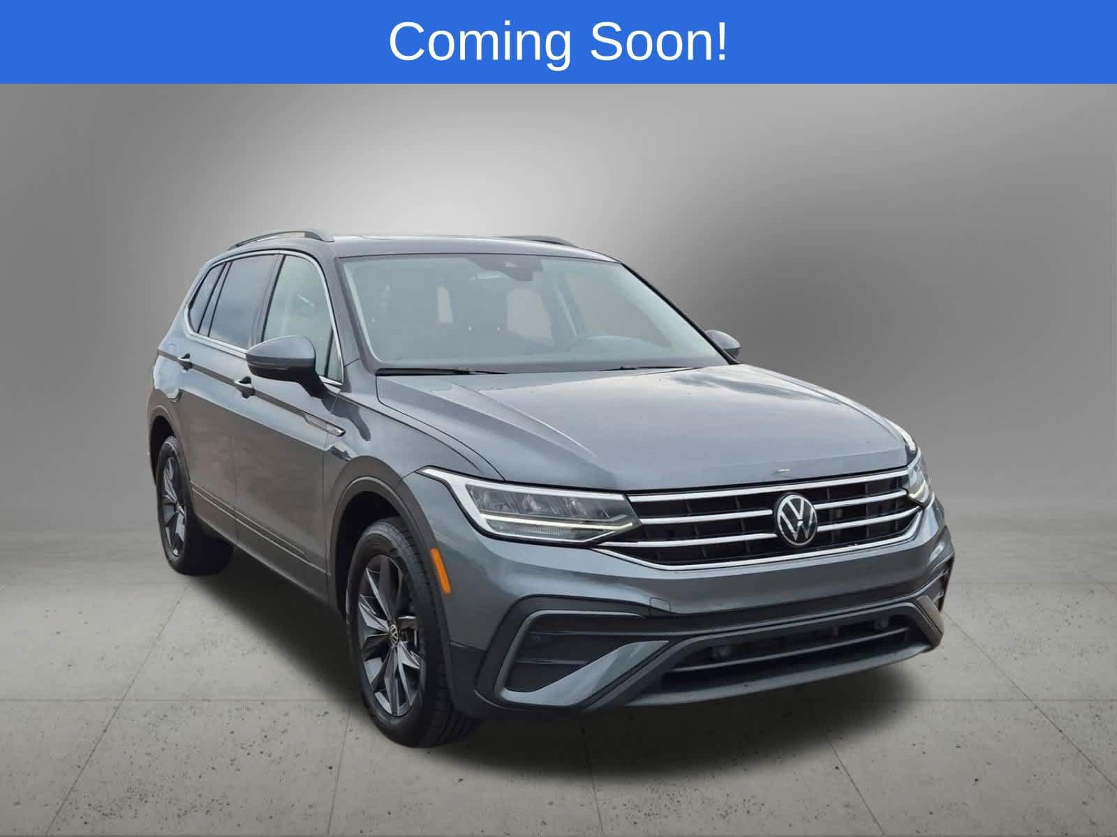 Used 2024 Volkswagen Tiguan SE AWD/4WD image 8