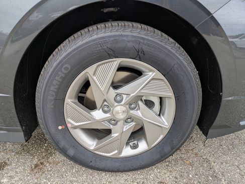 New 2026 Hyundai Sonata SE FWD image 12