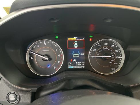 Used 2023 Subaru Crosstrek 2.5i Limited w/ Moonroof Package AWD/4WD image 9