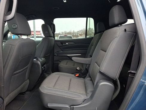 Certified 2025 Chevrolet Traverse LT image 10