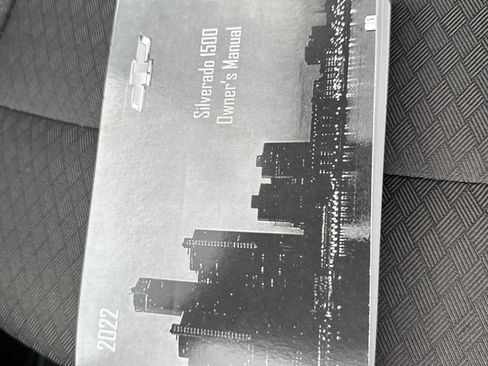 Used 2022 Chevrolet Silverado 1500 LT w/ Protection Package image 27