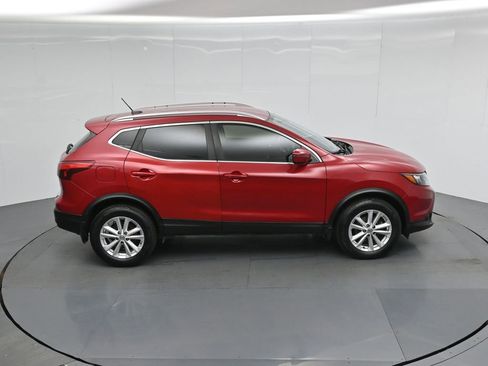 Used 2018 Nissan Rogue Sport SV image 38