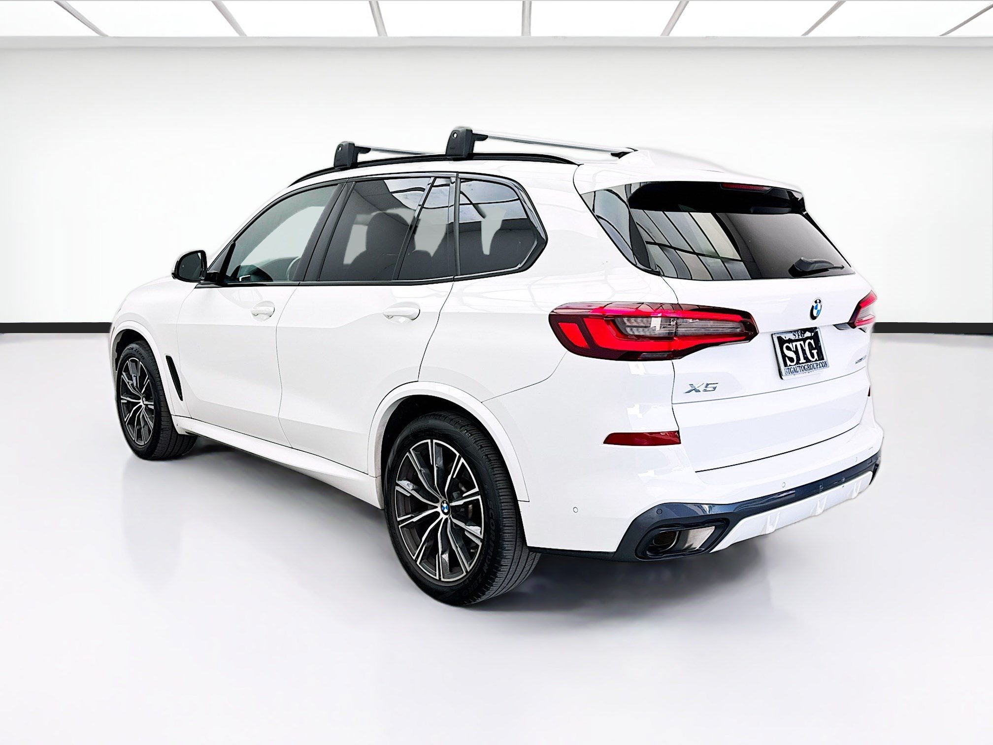 Used 2023 BMW X5 sDrive40i w/ M Sport Package RWD image 6