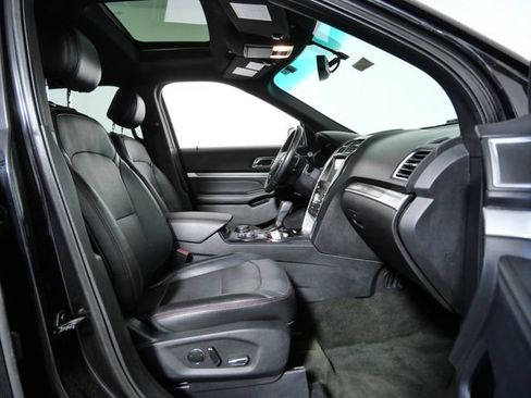 Used 2016 Ford Explorer Sport AWD/4WD image 10