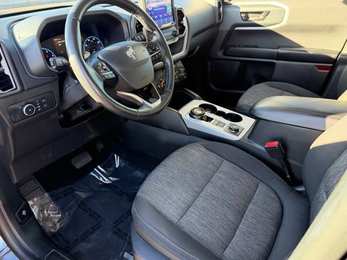 Used 2021 Ford Bronco Sport Big Bend w/ Big Bend Package image 2