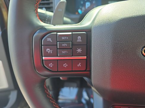 Used 2025 Ford F150 Raptor AWD/4WD image 19