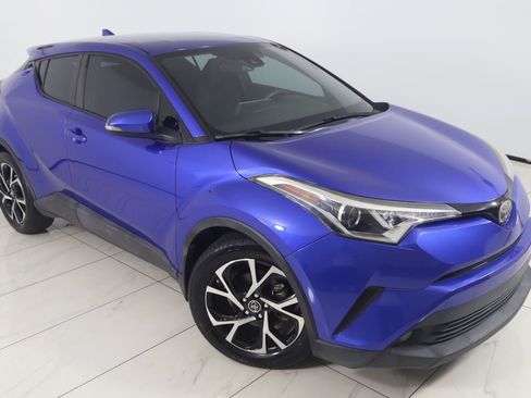 Used 2018 Toyota C-HR XLE FWD image 14