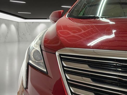 Used 2019 Cadillac XT5 FWD image 10