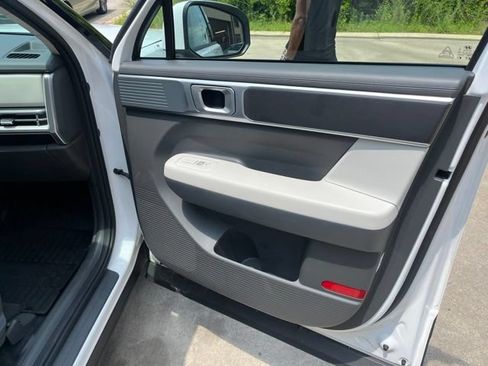 Used 2026 Hyundai Santa Fe SE FWD image 18