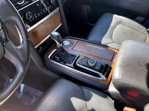 Used 2022 Nissan Armada SL w/ Captain's Chairs Package image 11