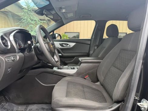 Used 2022 Chevrolet Blazer LT w/ LPO, Black Accent Package FWD image 16