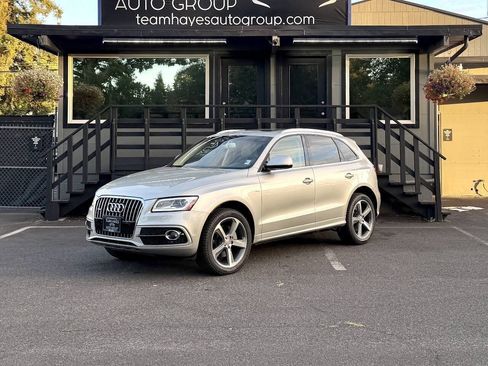 Used 2017 Audi Q5 3.0T Prestige w/ Prestige Package AWD/4WD image 2