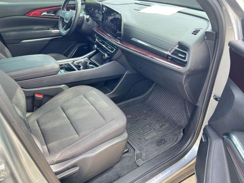 Certified 2024 Chevrolet Traverse Z71 w/ Enhanced Driving Package image 29