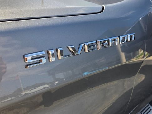 Used 2023 Chevrolet Silverado 1500 LTZ AWD/4WD image 18